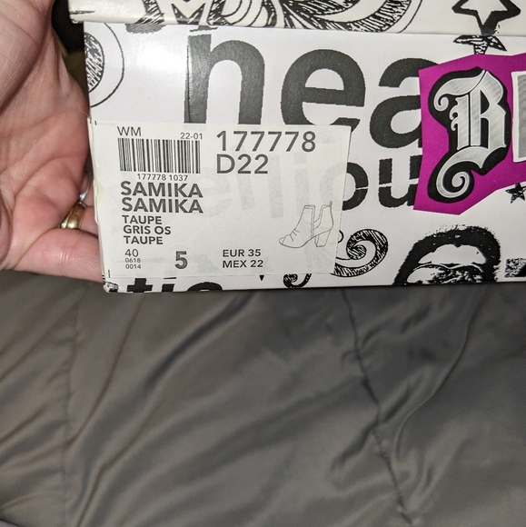 Brash faux suede peep toe  block heel ankle booties with side cutouts Taupe 5 - Picture 10 of 10